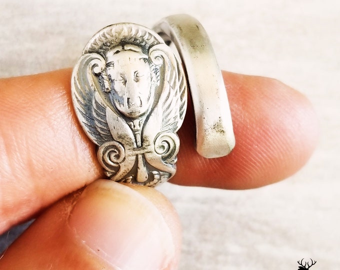 Egyptian Revival Sterling Wrap Ring, Vintage Egyptian Spiral Ring, Sterling Egypt Ring, Vintage Figural Spoon Ring, Vintage Jewelry, 1126