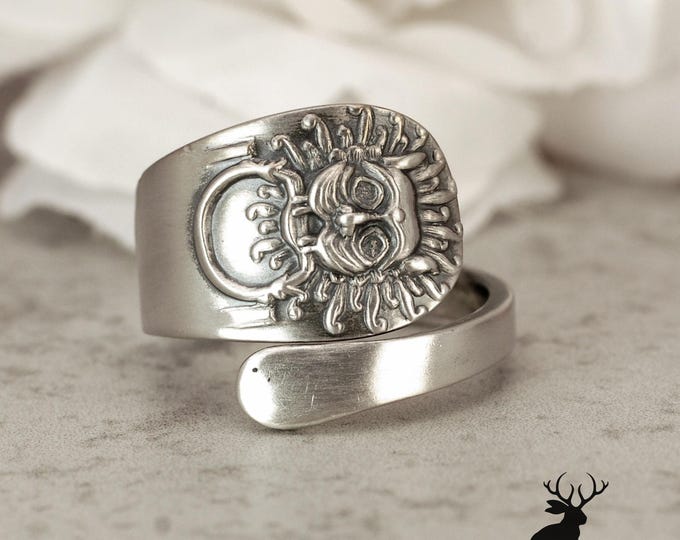 Victorian Lion Sterling Wrap Ring, Cooper Brothers Roman Lion Mask Ring, Bohemian Feline Ring, Antique Lion Sterling Silver Spoon Ring, 1005