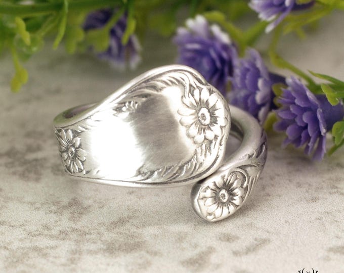 Sterling Daisy Ring, Daisy Wrap Ring, Flower Spoon Ring, Vintage Sterling Silver Ring, Vintage Floral Ring, Sterling Silver Spoon Ring, 260B