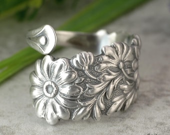 Sterling Daisy Ring, Daisy Wrap Ring, Flower Spiral Ring, Vintage Sterling Silver Ring, Vintage Floral Ring, Sterling Silver Spoon Ring 2258