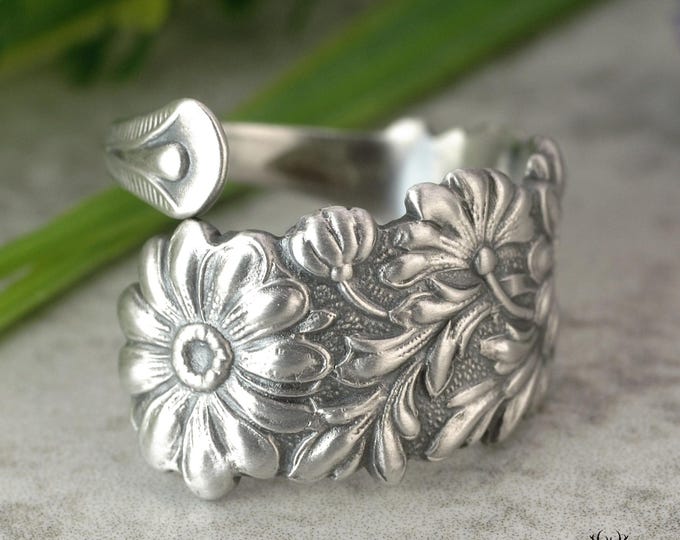 Sterling Daisy Ring, Daisy Wrap Ring, Flower Spiral Ring, Vintage Sterling Silver Ring, Vintage Floral Ring, Sterling Silver Spoon Ring 2258