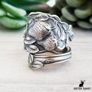 Sterling Strawberry Wrap Ring, Strawberries Sterling Silver Ring, Vintage Strawberry Ring, Art Nouveau Sterling Strawberry Fruit Ring, 181
