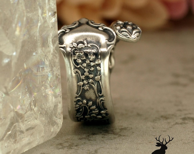Dainty Forget-Me-Not Ring, Floral Art Nouveau Style Spoon Ring, Forget-Me-Not Jewelry, Flower Bridal Spoon Ring, Rococco Floral Ring 1127B