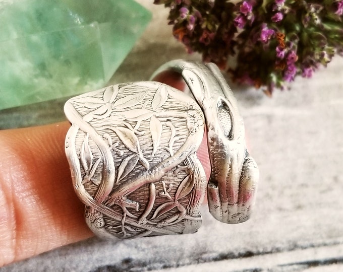 Sterling Vine & Leaf Ring, Handmade Botanical Ring, Vintage Jungle Ring, Vintage Sterling Jewelry, Nature Inspired Leaf Spoon Ring, 1836