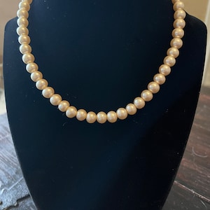 Vintage Faux Pearl Necklace