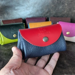 Monedero azul de cuero suave. Cartera de cuero para mujer hecha a mano. Monedero pequeño de cuero suave, ideal como regalo.
