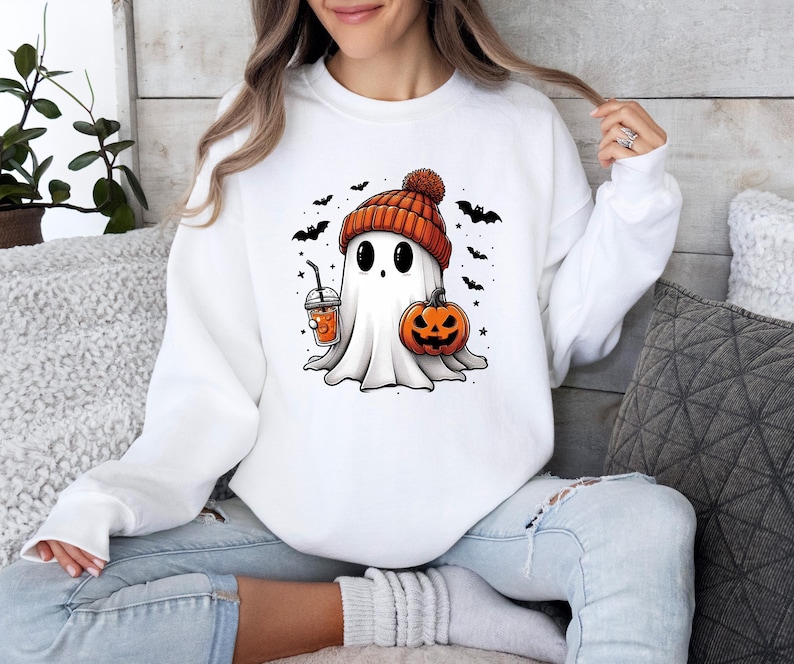 Bougie Ghost Sweatshirt, Cute Ghost Sweater, Halloween Ghost Crewneck, Pumpkin Ghost Sweater, Ghost Pumpkin Latte, Kids Halloween Sweater afbeelding 4