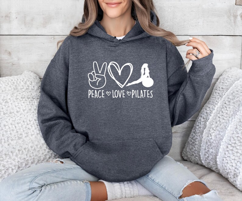 Pilates Lovers Hoodie, Peace Love Pilates Hoodie, Funny Pilates Hoodie, Yoga Hoodie, Peace Sign Hoodie, Cute Gym Hoodie, Pilates Life Hoodie Bild 6