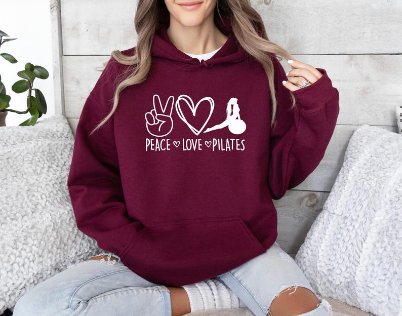 Pilates Lovers Hoodie, Peace Love Pilates Hoodie, Funny Pilates Hoodie, Yoga Hoodie, Peace Sign Hoodie, Cute Gym Hoodie, Pilates Life Hoodie Bild 5