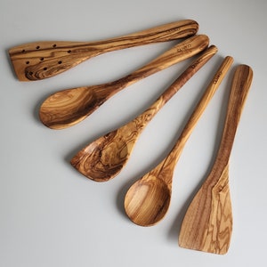 OLIVIKO Handmade Olive Wood Utensils Kit of 5 Utensils 2 Spatula 3 Spoon 100% Olive Wood image 8