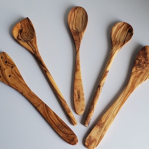 OLIVIKO Handmade Olive Wood Utensils Kit of 5 Utensils 2 Spatula 3 Spoon 100% Olive Wood image 4