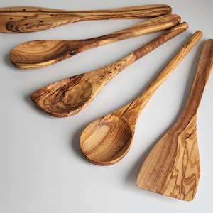 OLIVIKO Handmade Olive Wood Utensils Kit of 5 Utensils 2 Spatula + 3 Spoon 100% Olive Wood