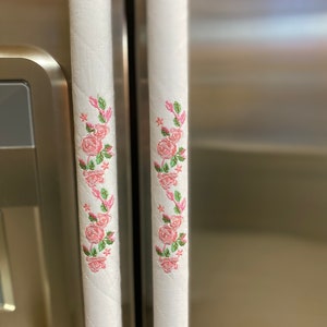 Valentine&#39;s love pink embroidered mini roses on vine - fridge handle covers
