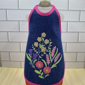 Flower inspired beer, wine & soap bottle embroidered aprons