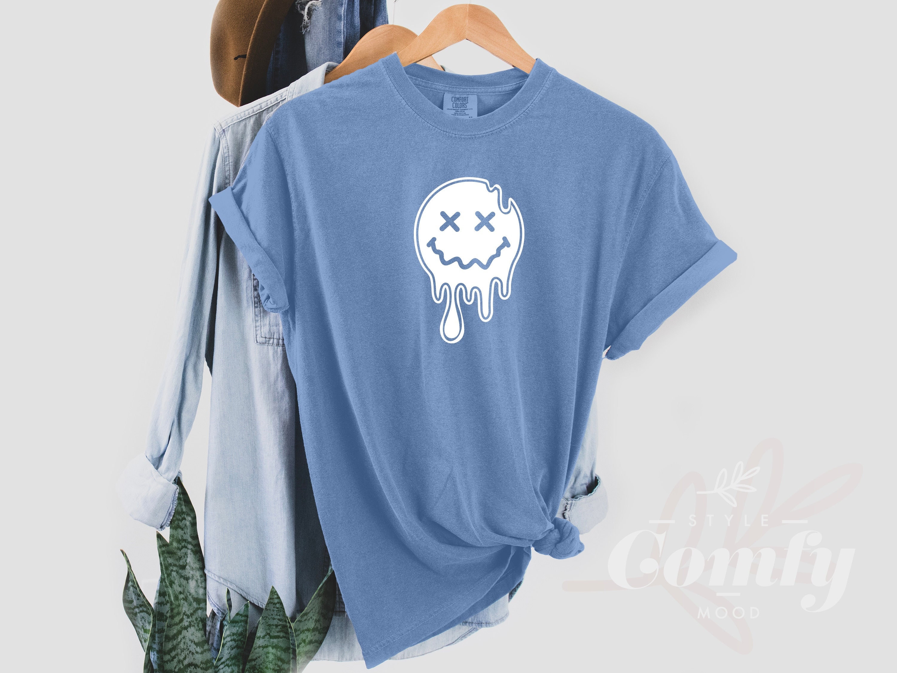 Comfort Colors Melting Face Shirt, Smiley Face Melting Tee, Drippy Smile Comfort Colors Tee, Smiley Face Shirt, Gift for Her, Comfort Colors