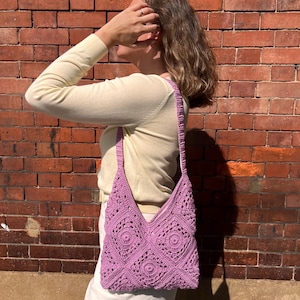 Handmade Crochet Cross Body Tote Bag, Granny Off-White Beach Boho Bag in Cream Blue Purple Red, Unique Boho Gift for Her, Y2K Shoulder Bag