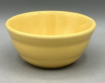 Vintage Bauer Pottery gelbe Ringware Bienenkorb-Rührschüssel Nr. 42 Midget 4,5" USA