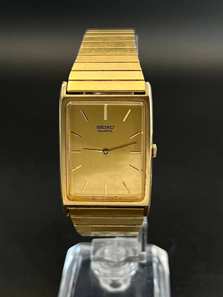 Vintage Seiko 7430-5560 Tank Quartz Watch, 24.7mm Case, Gold Tone Bracelet, Running with New Battery Vintage Seiko 7430-5560 Tank Quartz Watch, 24.7mm Case, Gold Tone Bracelet, Running with New Battery