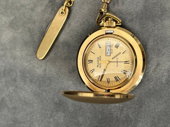 Bulova accutron quartz pocket watch 2025