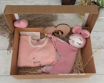 Box coffret naissance bébé, coffret cadeau naissance lapine, coffret doudou lapine, Box noël