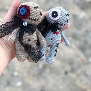 Modèle au crochet : adorable motif au crochet amigurumi vaudou, modèle au crochet de poupée vaudou de taille moyenne image 4