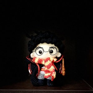 Crochet pattern: wizard crochet pattern, wizard boy crochet pattern, wizard boy amigurumi doll image 2