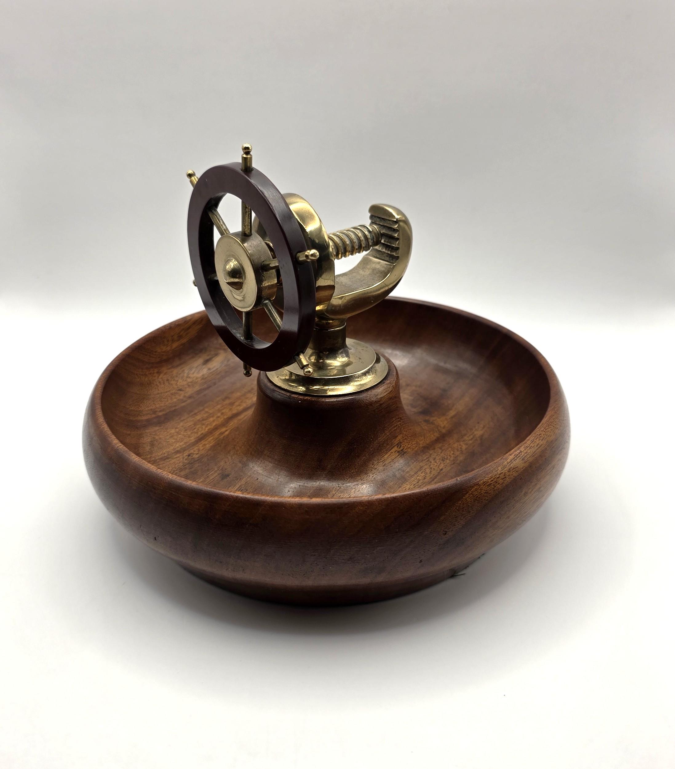 Ships Wheel Nut Bowl - Etsy UK