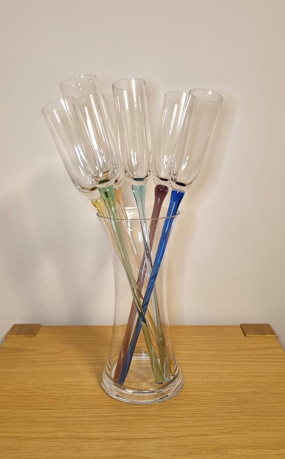 Suite De 6 Flûtes à Champagne En Cristal De Saint Louis , Modèle