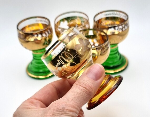 Alcohol glass set discount