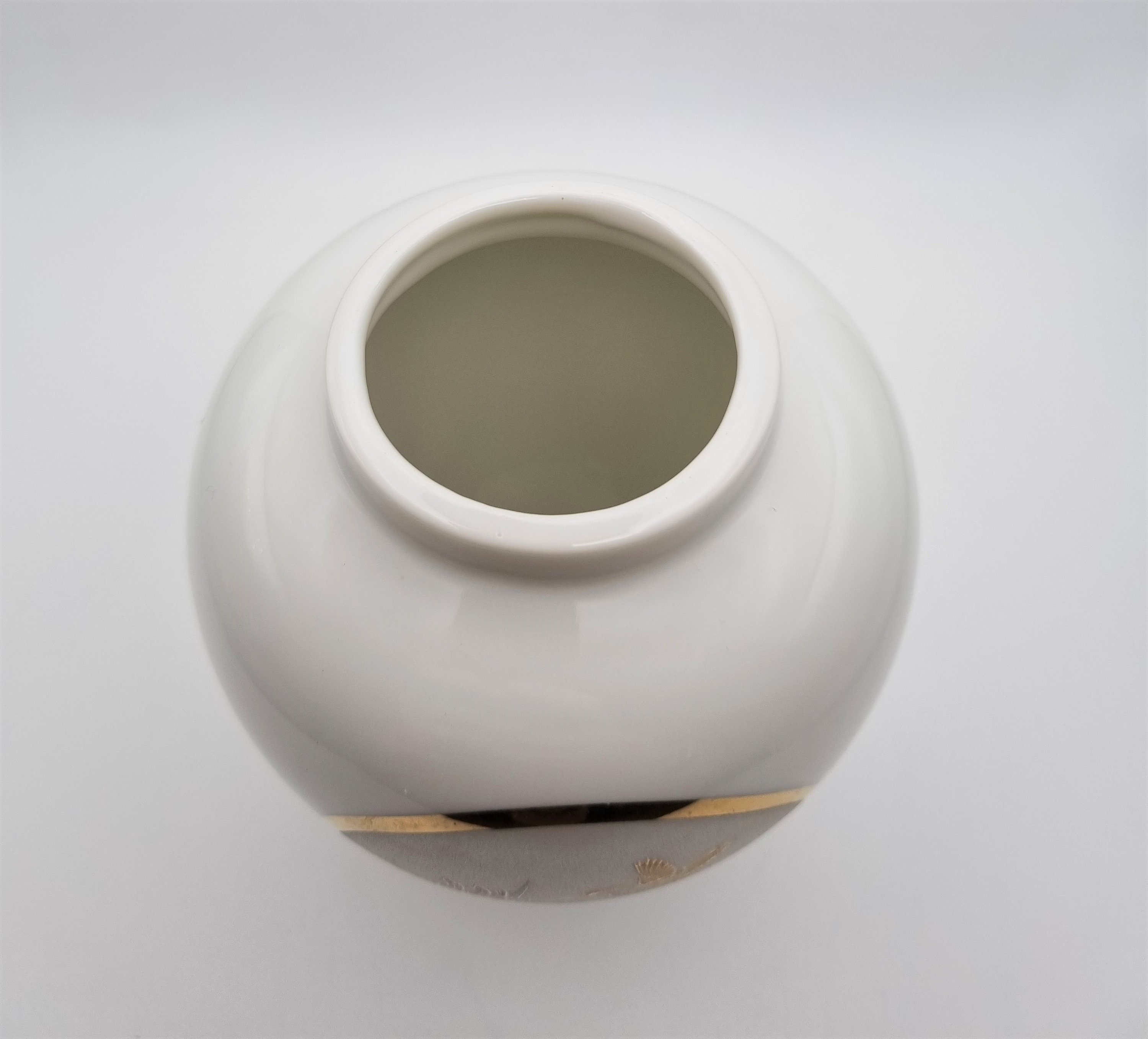 Vintage Japanese Ginger Jar: White & Gold Hummingbird Design - Etsy