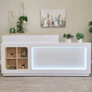 Sapphire Reception desk
