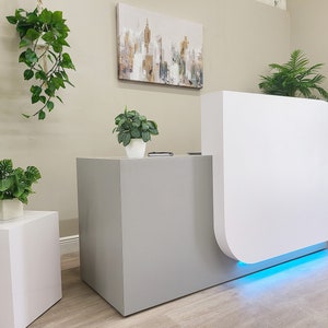 Amber Reception desk