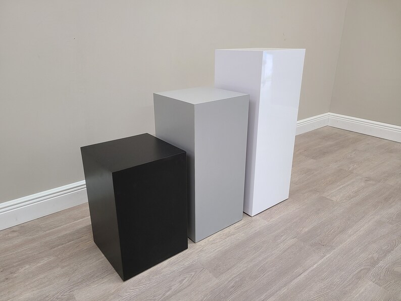 Pedestal Stand, Sculpture Pedestal Stand, Portable Pedestals. Only in ...