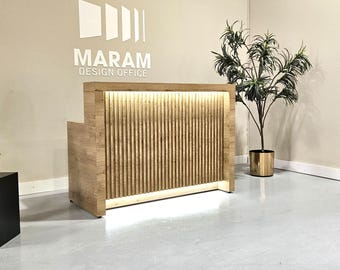 Aquamarine Ultra Reception desk (Planked Urban Oak)