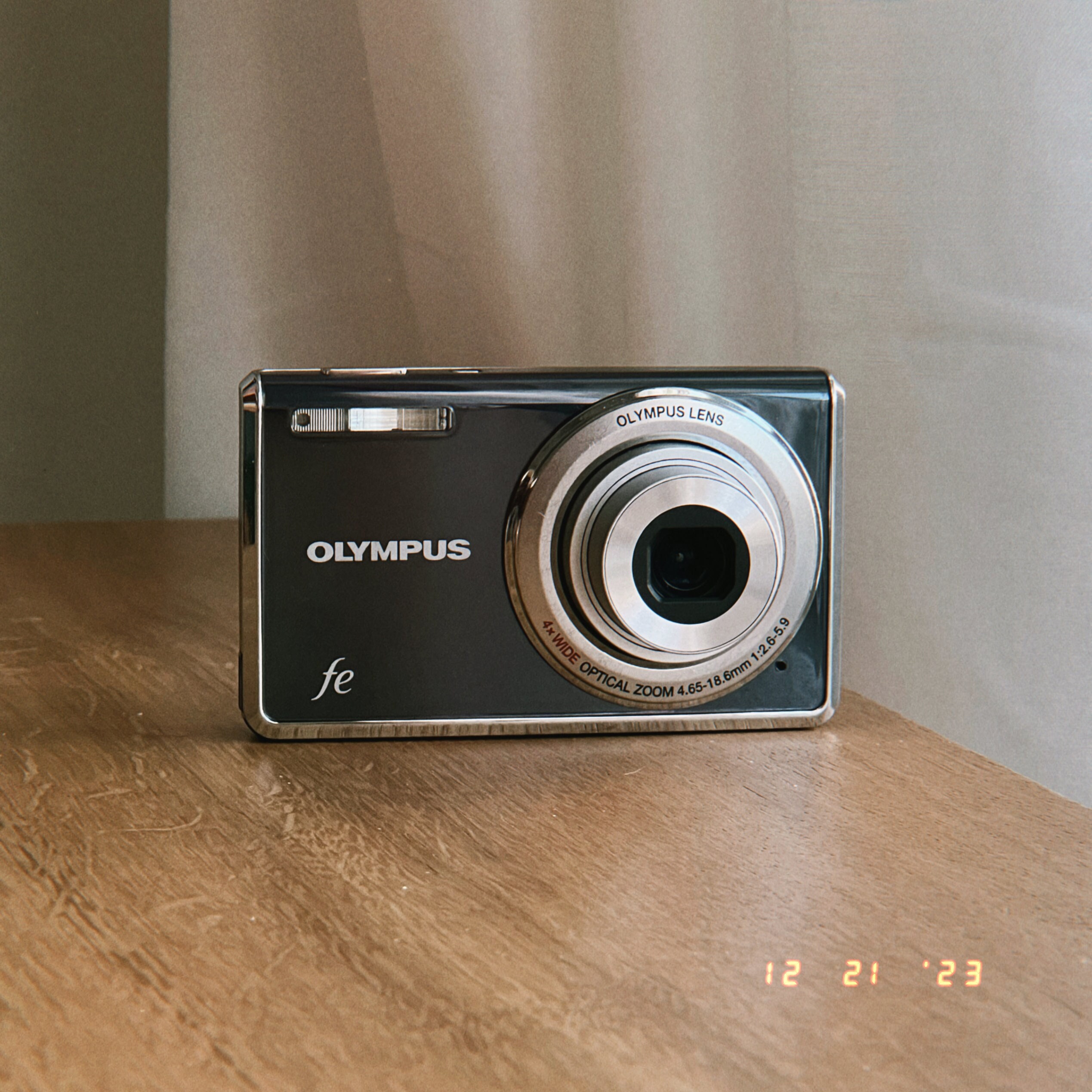 2009 - Olympus FE-4010 - Working STARTER Y2K Digital Camera