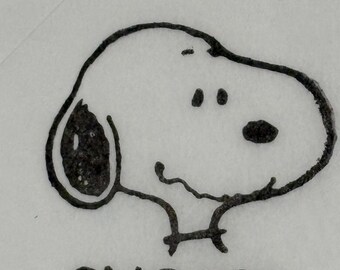 Papel de seda con la cara de Snoopy, estampado a mano, ideal para empaques de cumpleaños o regalos. 5 hojas.