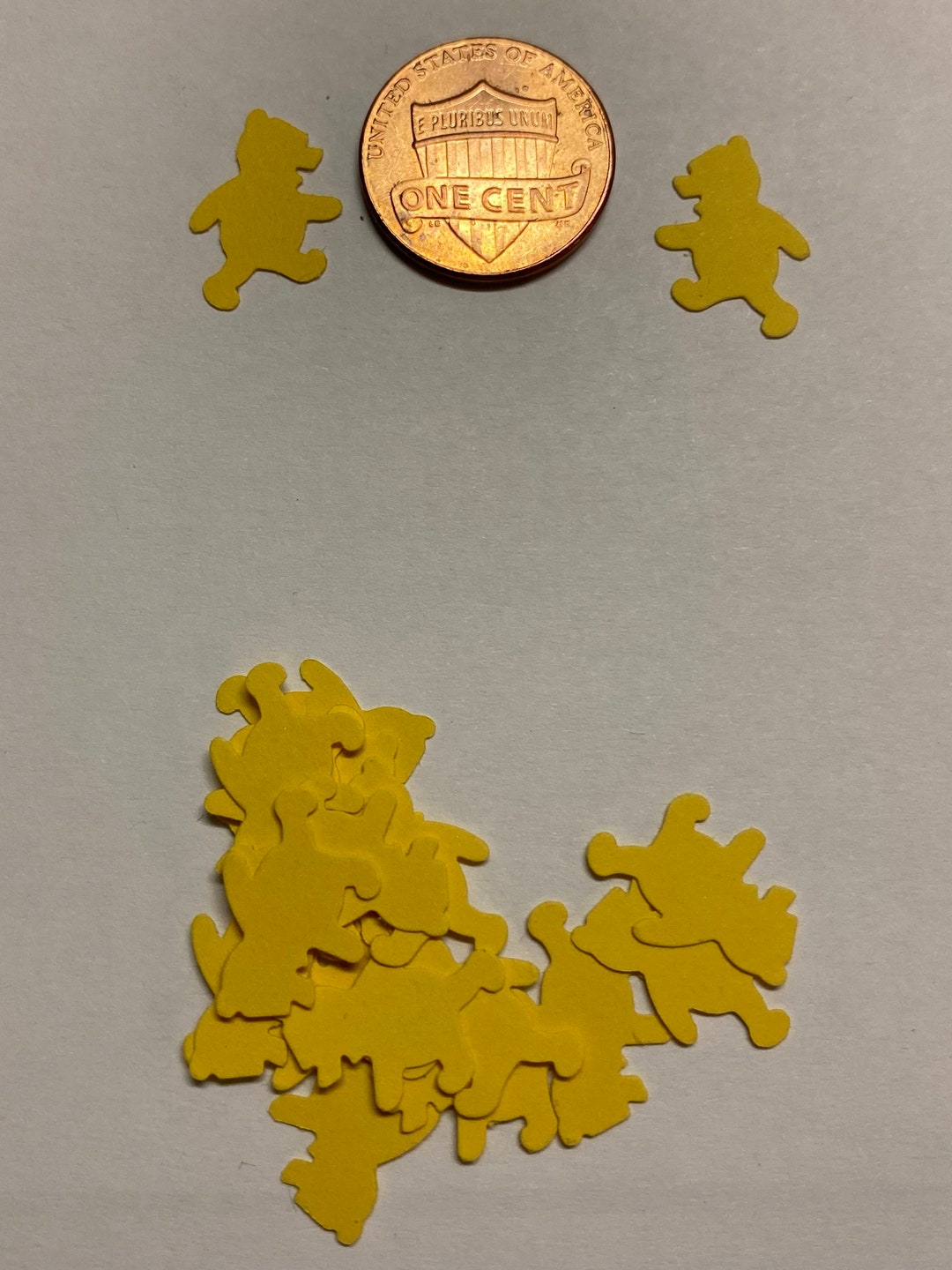 WINNIE the POOH 60 Pcs Die Cut Punches Table Scatter Cake Toppers ...