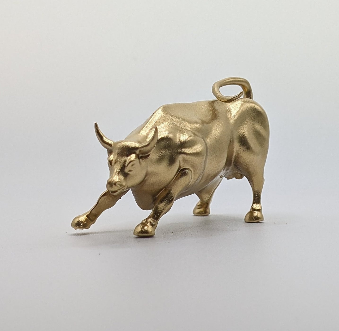 Gold Bull Miniature Figurine Wall Street Cow Charging Decor Unique Gift Decoration