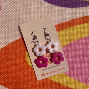 Flower Power Retro Daisy Chain Earrings Pink and White Barbie