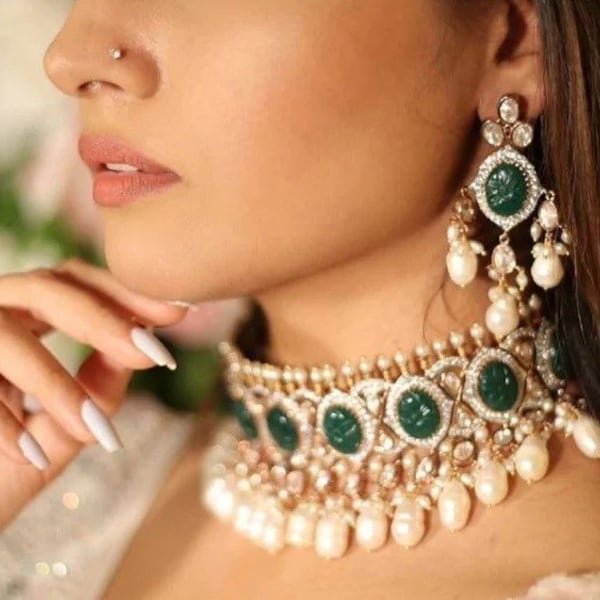 Sabyasachi Inspired Uncut Polki Foil Kundan Choker Set with Emerald Green Carved Stones and Pearls, Includes Earrings and Tika