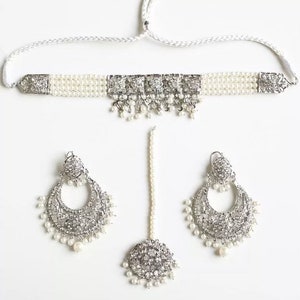 Silver Finish Choker Set with Earrings and Tika