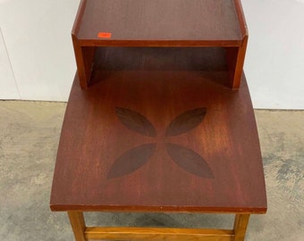 Vintage Mid Century Modern Lane Furniture End Table - FREE SHIPPING