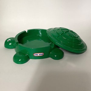 Sandbox turtle ashtray