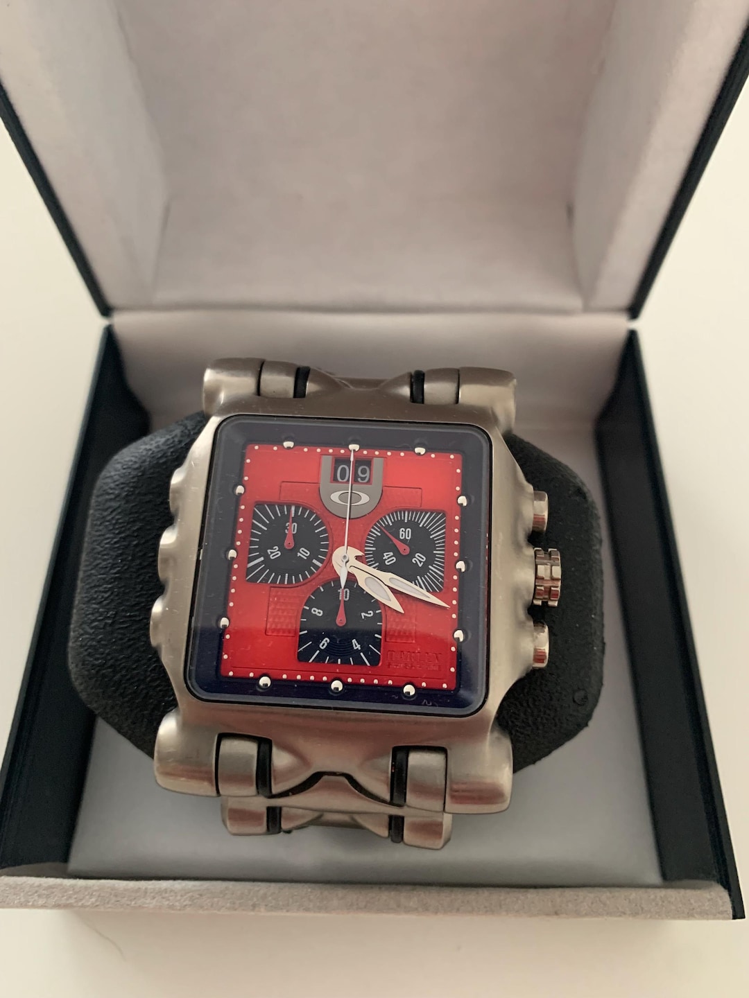 Oakley Original Minute Machine Titanium Red Dial Watch 