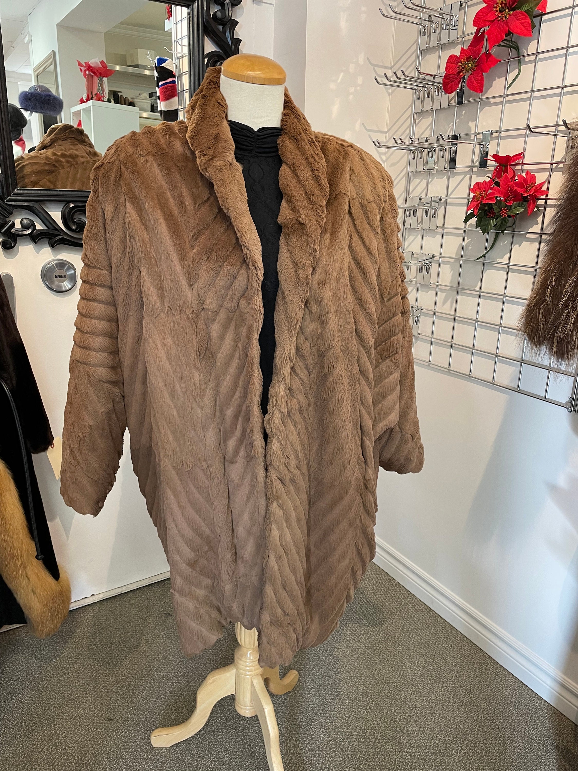 Womens Beige Sheared Rabbit Fur Coat by Donna Karan New York