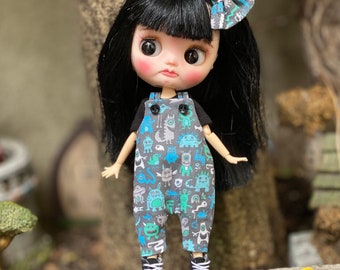 Middie Blythe Monster Overalls & Hair Bow, Middie Doll, Middie set, Middie Blythe clothing, Doll Clothing, Handmade, Blythe doll