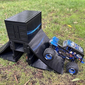 Rc Car Modular backflip/ramp - stunts - tracks - lmt mini - 1-18th scale - monster trucks - 3d printed