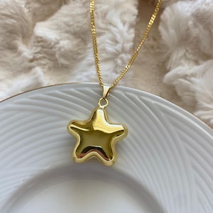 Gold Puffy Star Charm Anhänger Halskette