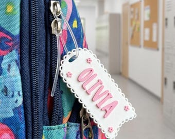 Custom 3D Printed Name Tag | Daisy Backpack Bag Tag (Kids)