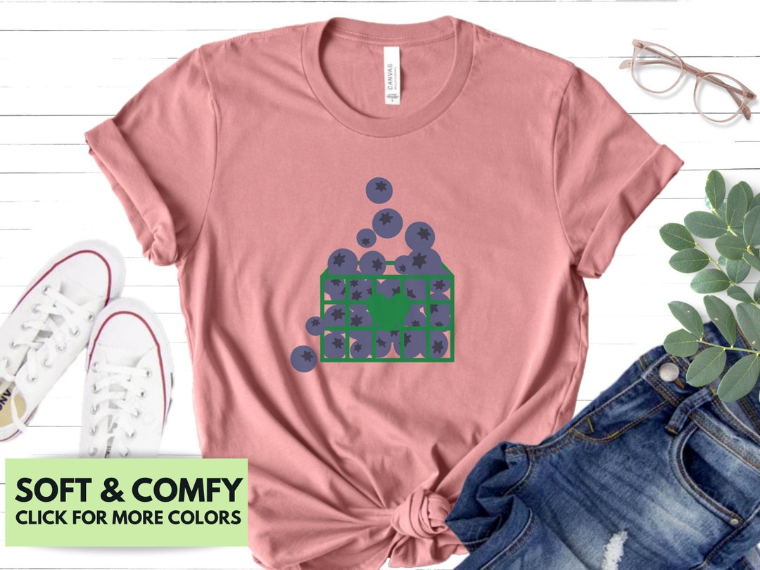 Blueberry Tshirt for Mother's Day Blueberries Shirt for Mom Cute Famer